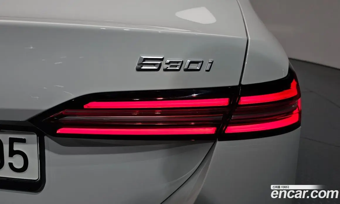 BMW 5 серия 2023 2.0 автомат (гидро), фото 8