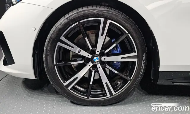 BMW 5 серия 2025 2.0 автомат (гидро), миниатюра 5
