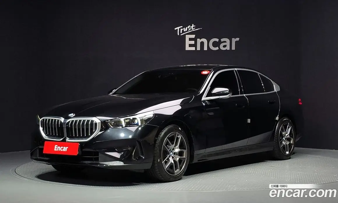 BMW 5 серия 2025 2.0 автомат (гидро), фото 1 BMW 5 серия 2025 2.0 автомат (гидро), фото 1