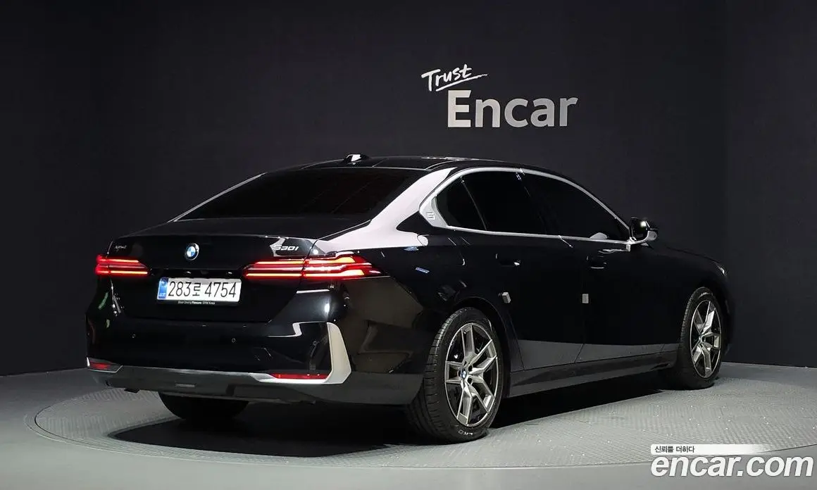 BMW 5 серия 2025 2.0 автомат (гидро), фото 2 BMW 5 серия 2025 2.0 автомат (гидро), фото 2