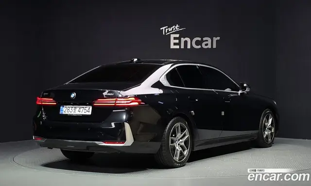 BMW 5 серия 2025 2.0 автомат (гидро), миниатюра 2 BMW 5 серия 2025 2.0 автомат (гидро), миниатюра 2