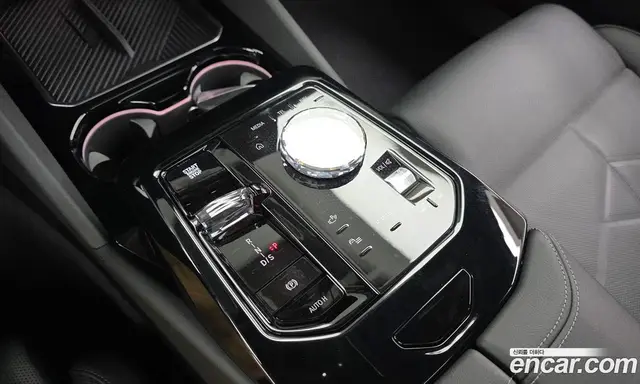 BMW 5 серия 2025 2.0 автомат (гидро), миниатюра 12