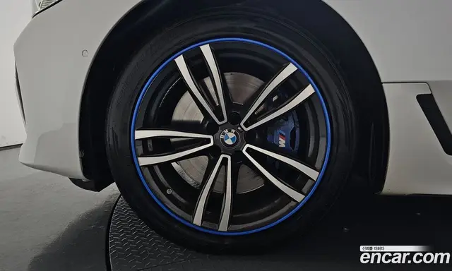 BMW 6 серия 2023 2.0 автомат (гидро), миниатюра 5 BMW 6 серия 2023 2.0 автомат (гидро), миниатюра 5