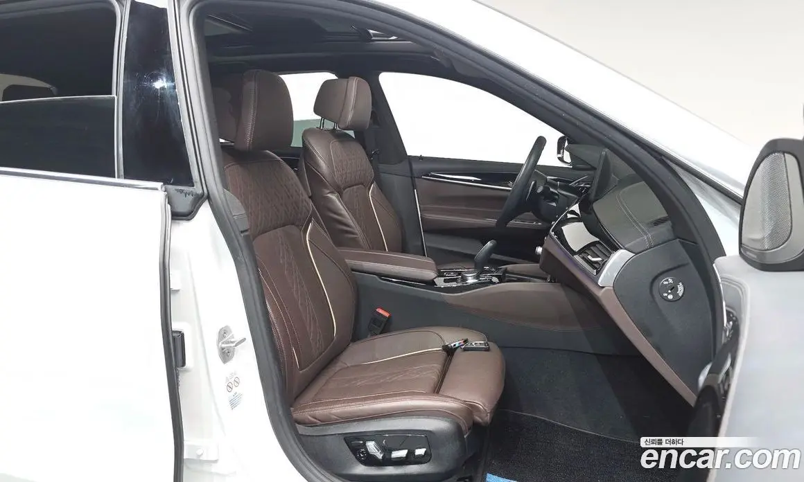 BMW 6 серия 2023 3.0 автомат (гидро), фото 16 BMW 6 серия 2023 3.0 автомат (гидро), фото 16