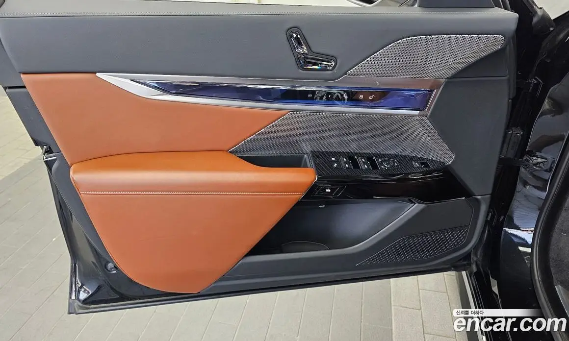 BMW 7 серия 2024 3.0 автомат (гидро), фото 13