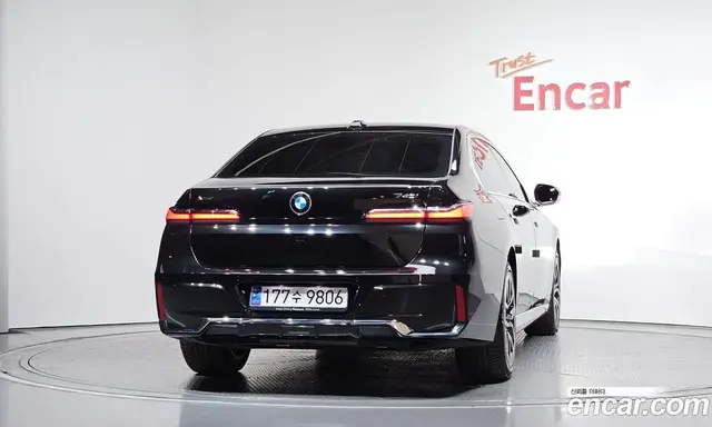 BMW 7 серия 2024 3.0 автомат (гидро), миниатюра 3