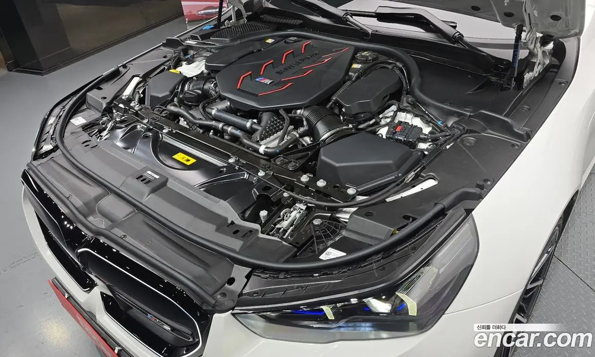 BMW M5 2025 4.4 автомат (гидро), фото 6 BMW M5 2025 4.4 автомат (гидро), фото 6