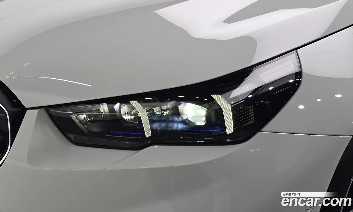 BMW M5 2025 4.4 автомат (гидро), фото 8 BMW M5 2025 4.4 автомат (гидро), фото 8