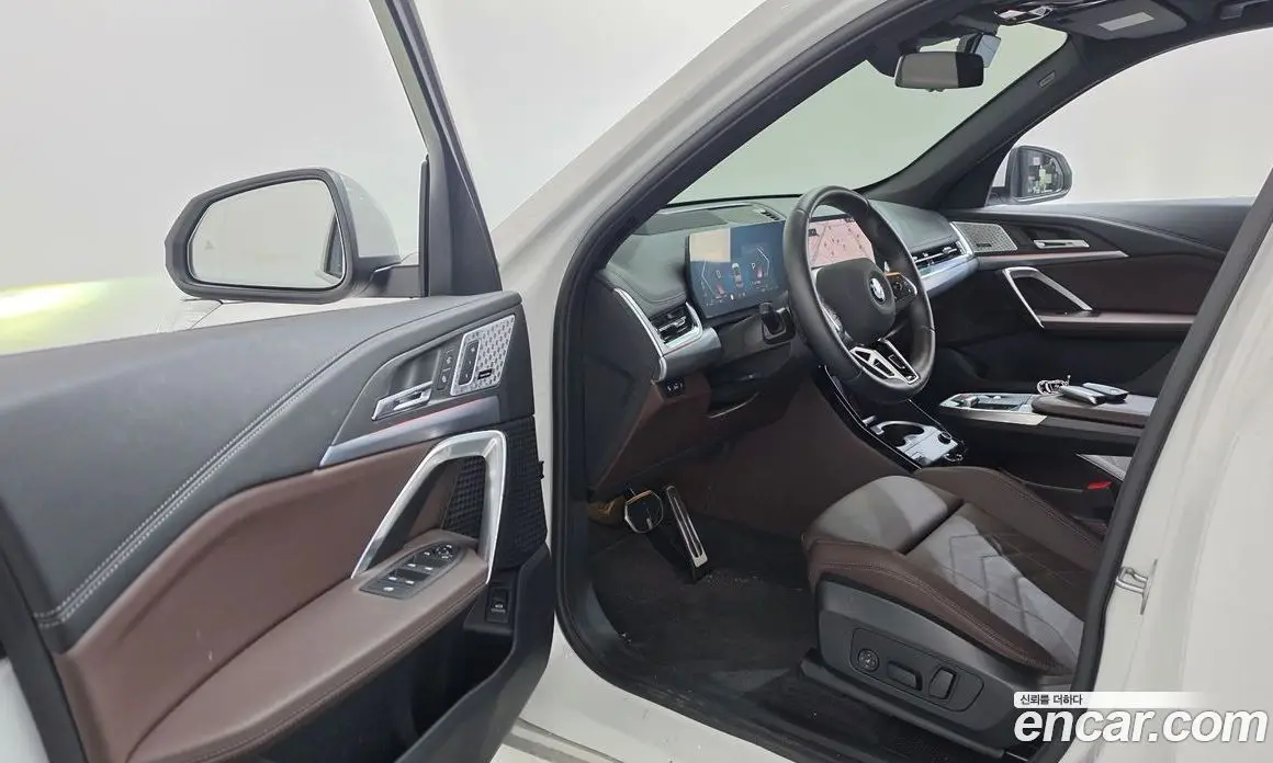 BMW X1 2025 2.0 автомат (гидро), фото 13 BMW X1 2025 2.0 автомат (гидро), фото 13