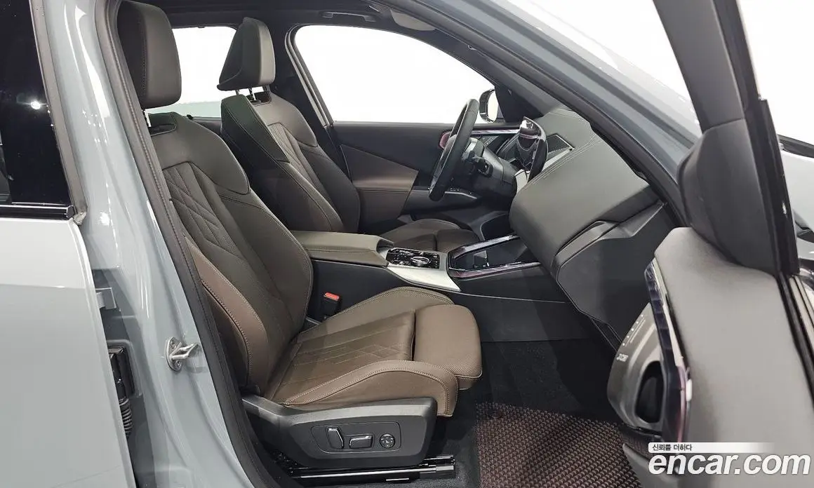 BMW X3 2025 2.0 автомат (гидро), фото 16
