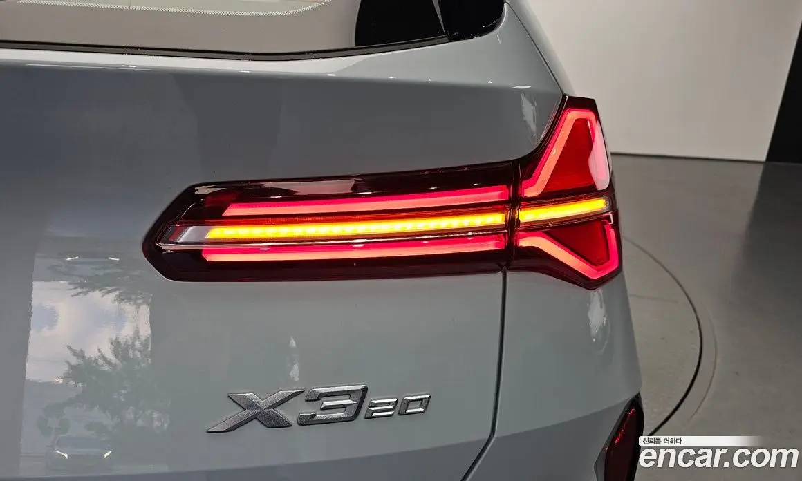 BMW X3 2025 2.0 автомат (гидро), фото 9