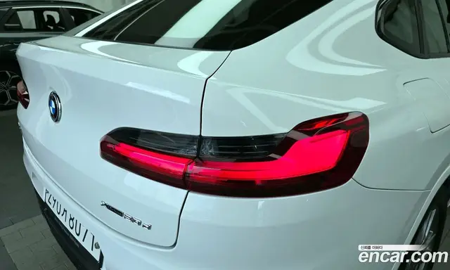 BMW X4 2019 2.0 автомат (гидро), миниатюра 9