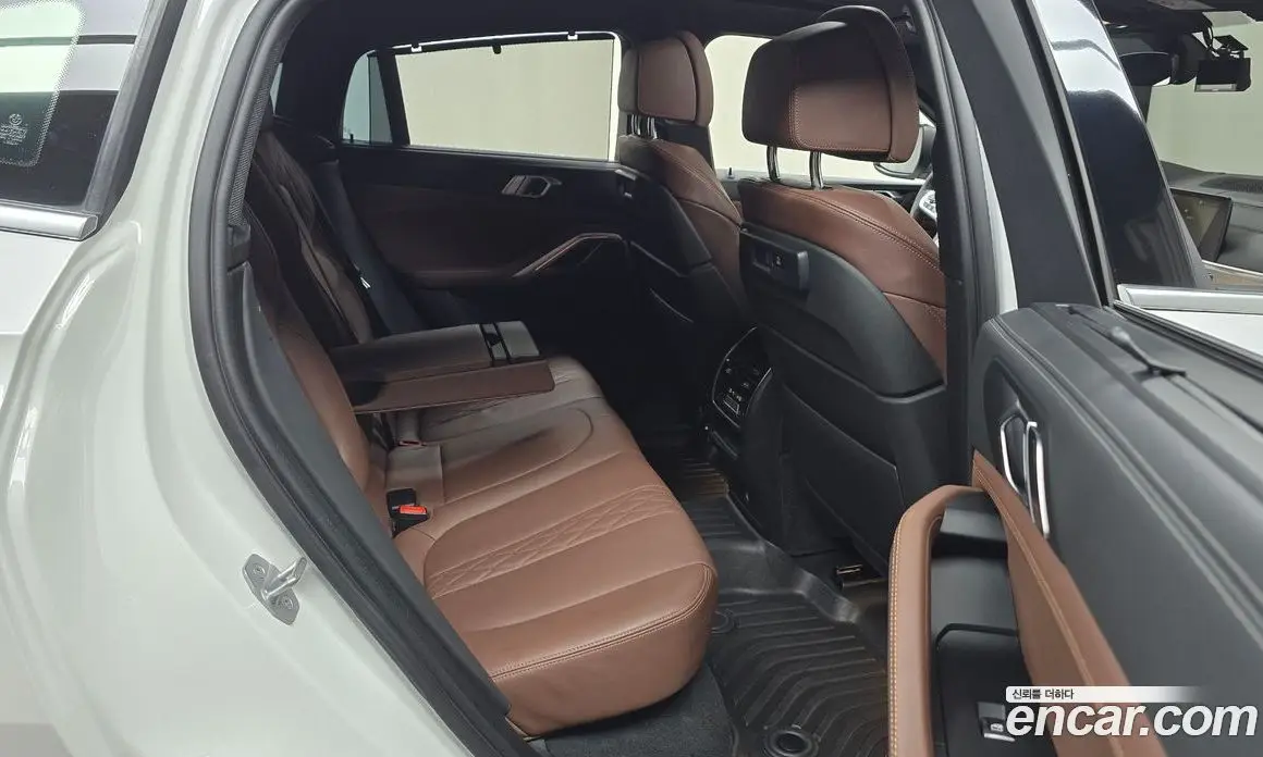 BMW X6 2022 3.0 автомат (гидро), фото 17