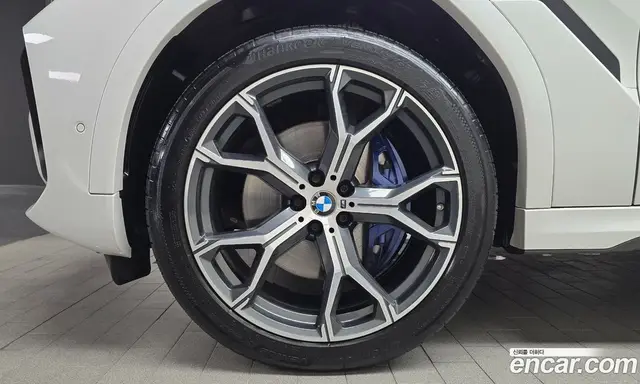 BMW X6 2022 3.0 автомат (гидро), миниатюра 5