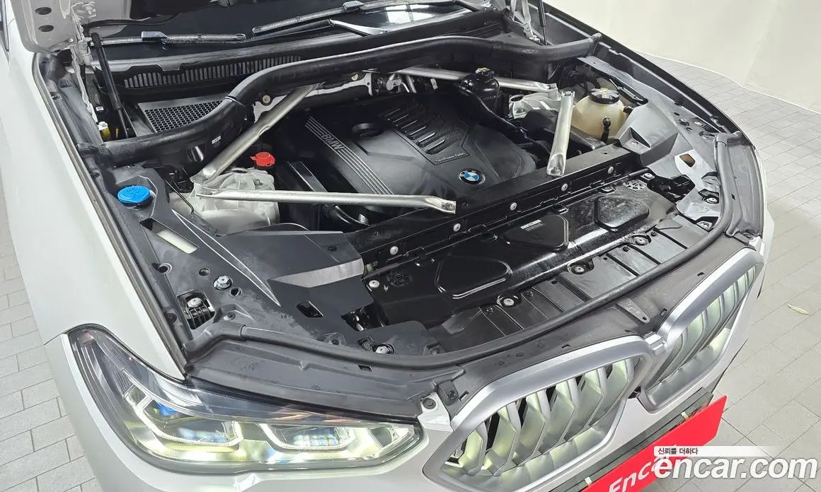 BMW X6 2022 3.0 автомат (гидро), фото 6