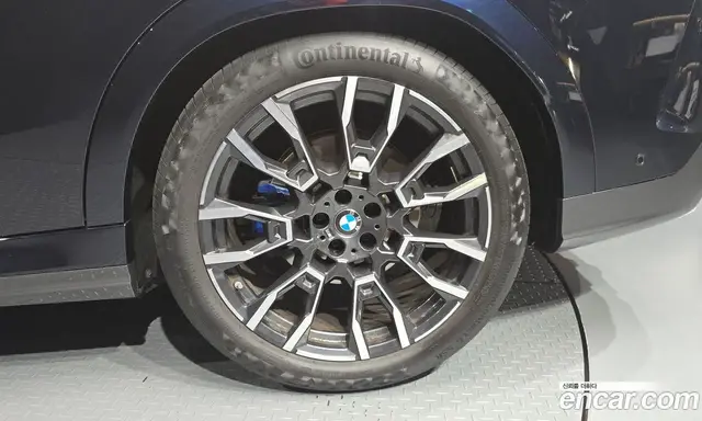BMW X6 2025 3.0 автомат (гидро), миниатюра 7