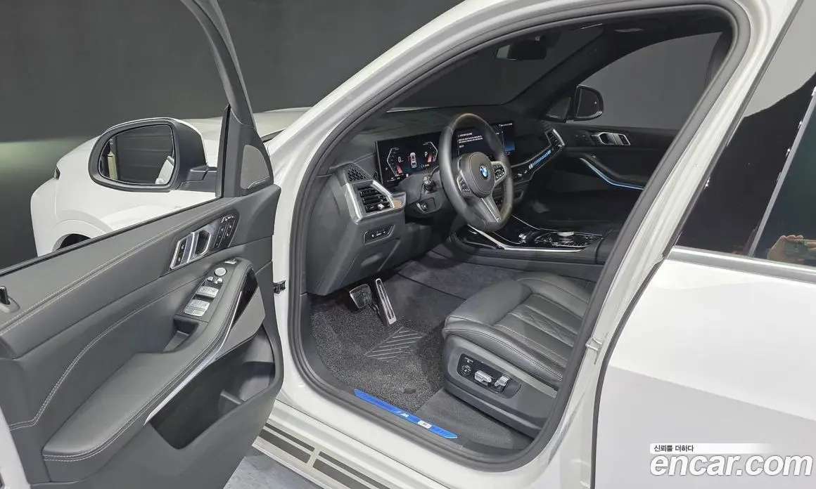 BMW X7 2024 3.0 автомат (гидро), фото 13 BMW X7 2024 3.0 автомат (гидро), фото 13