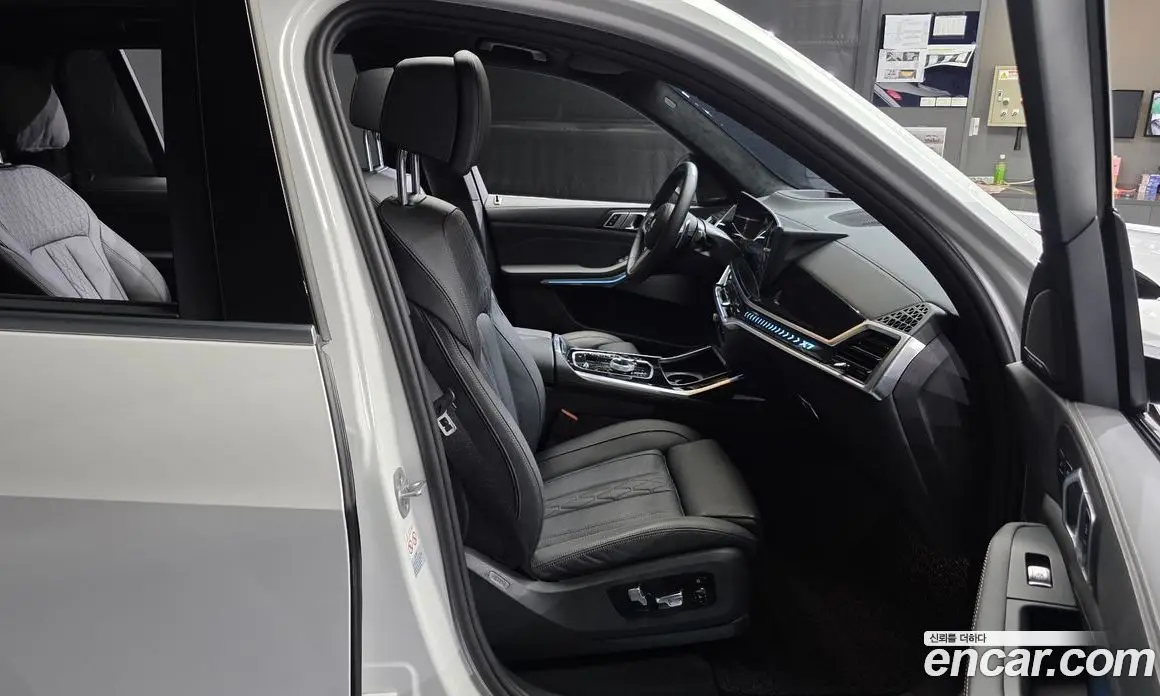 BMW X7 2024 3.0 автомат (гидро), фото 17 BMW X7 2024 3.0 автомат (гидро), фото 17
