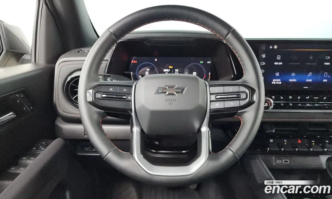 Chevrolet Colorado 2024 2.7 автомат (гидро), фото 19