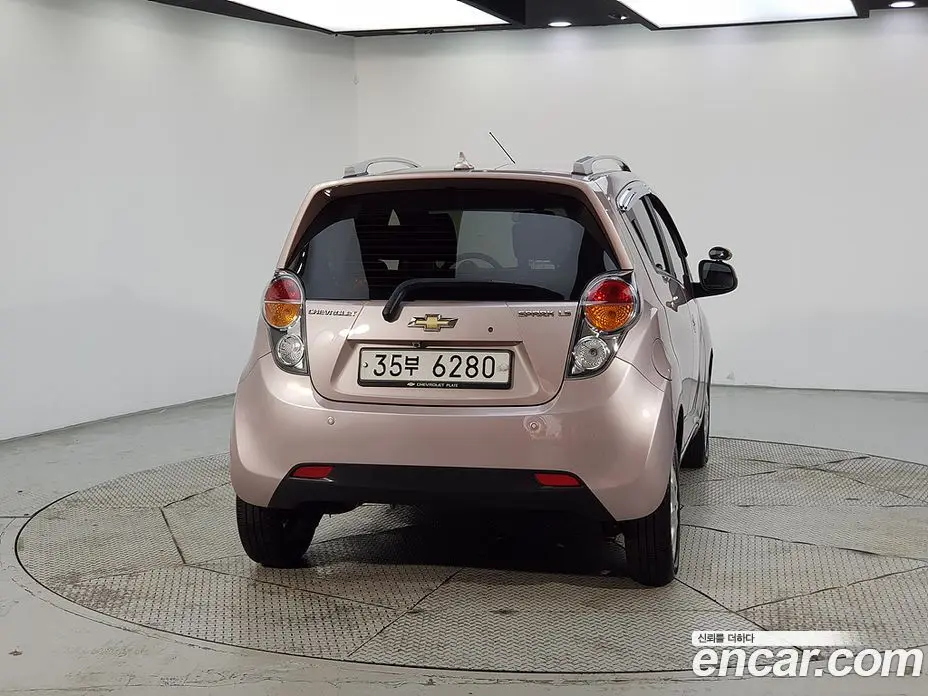 Chevrolet Spark 2011 1.0 автомат (гидро), фото 3