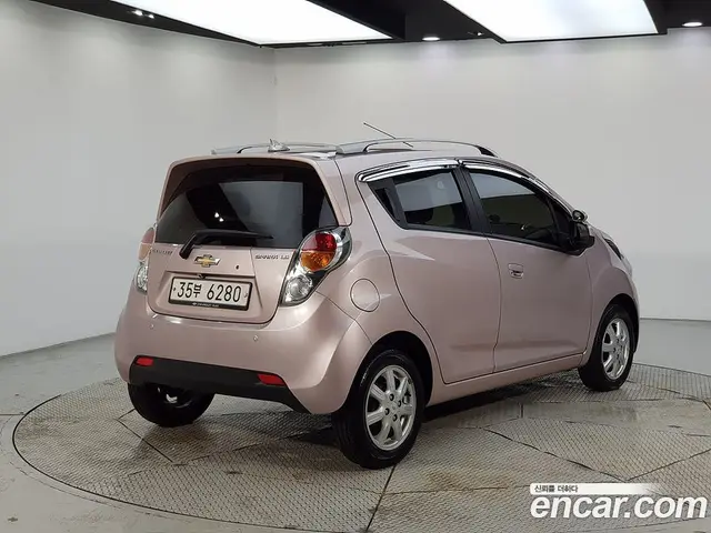 Chevrolet Spark 2011 1.0 автомат (гидро), миниатюра 4