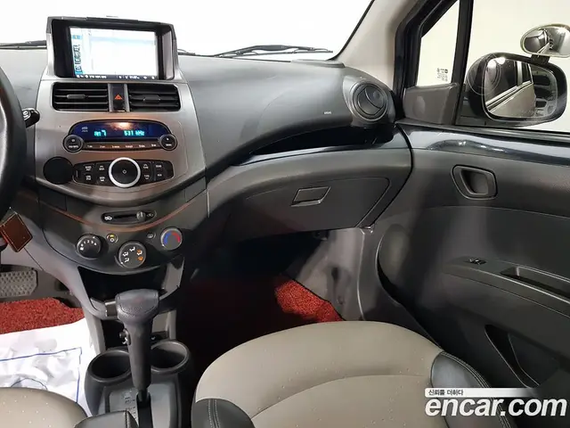 Chevrolet Spark 2011 1.0 автомат (гидро), миниатюра 10