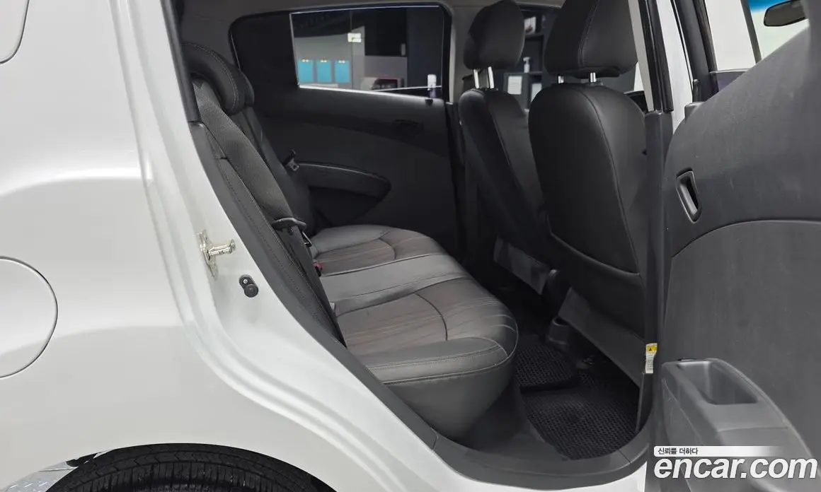 Chevrolet Spark 2013 1.0 автомат (гидро), фото 18