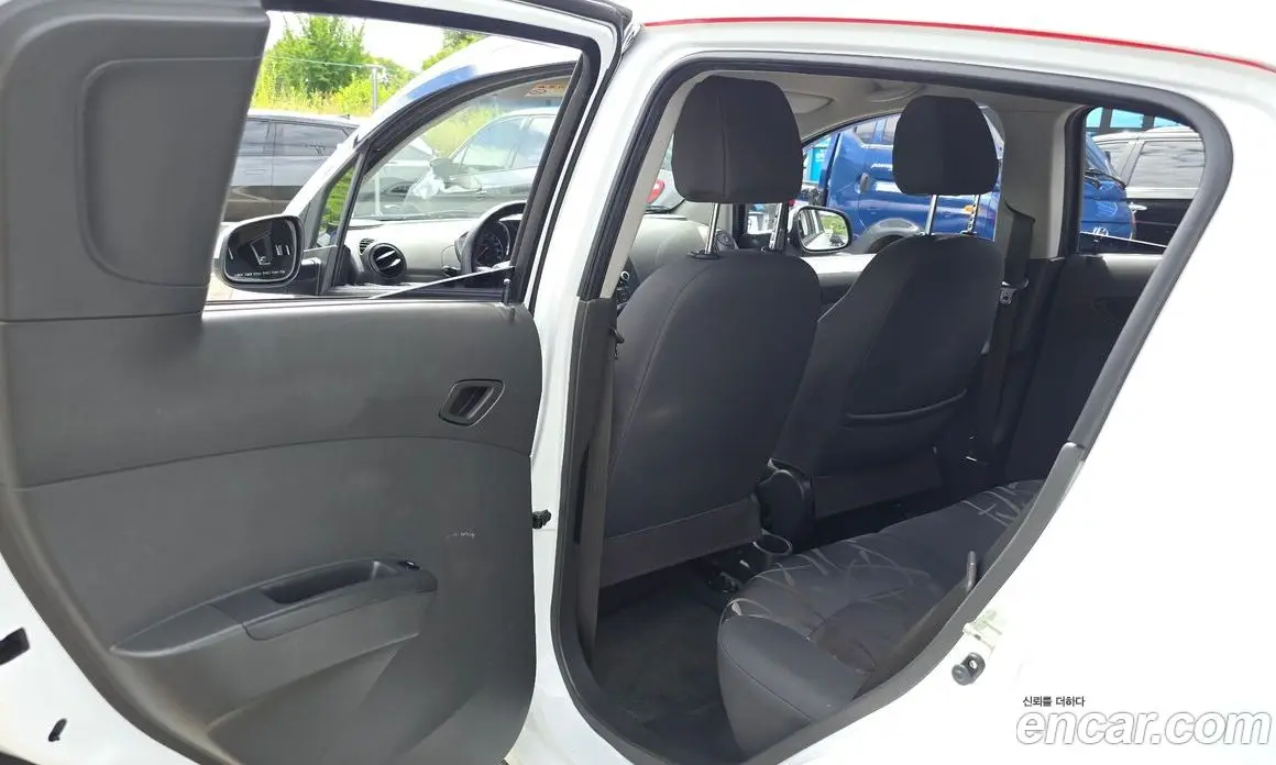 Chevrolet Spark 2013 1.0 автомат (гидро), фото 16 Chevrolet Spark 2013 1.0 автомат (гидро), фото 16