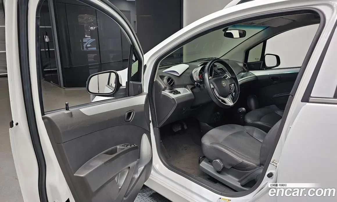 Chevrolet Spark 2014 1.0 автомат (гидро), фото 13