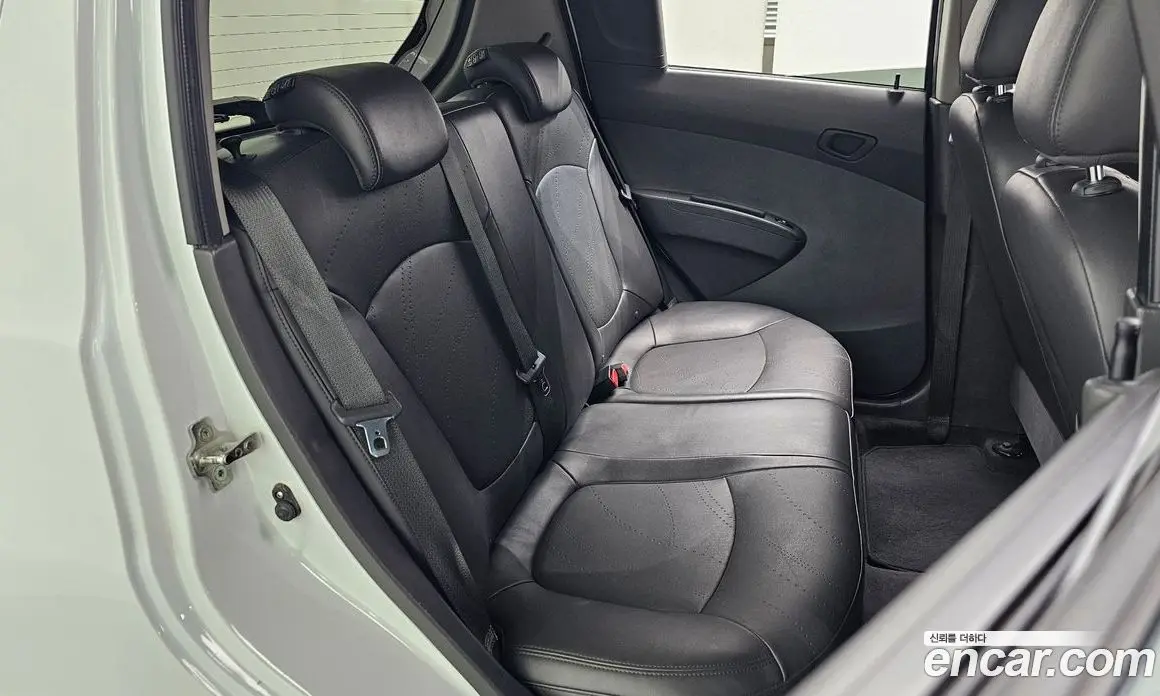 Chevrolet Spark 2014 1.0 автомат (гидро), фото 17