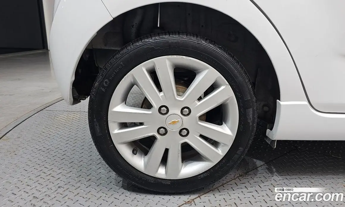 Chevrolet Spark 2014 1.0 автомат (гидро), фото 5