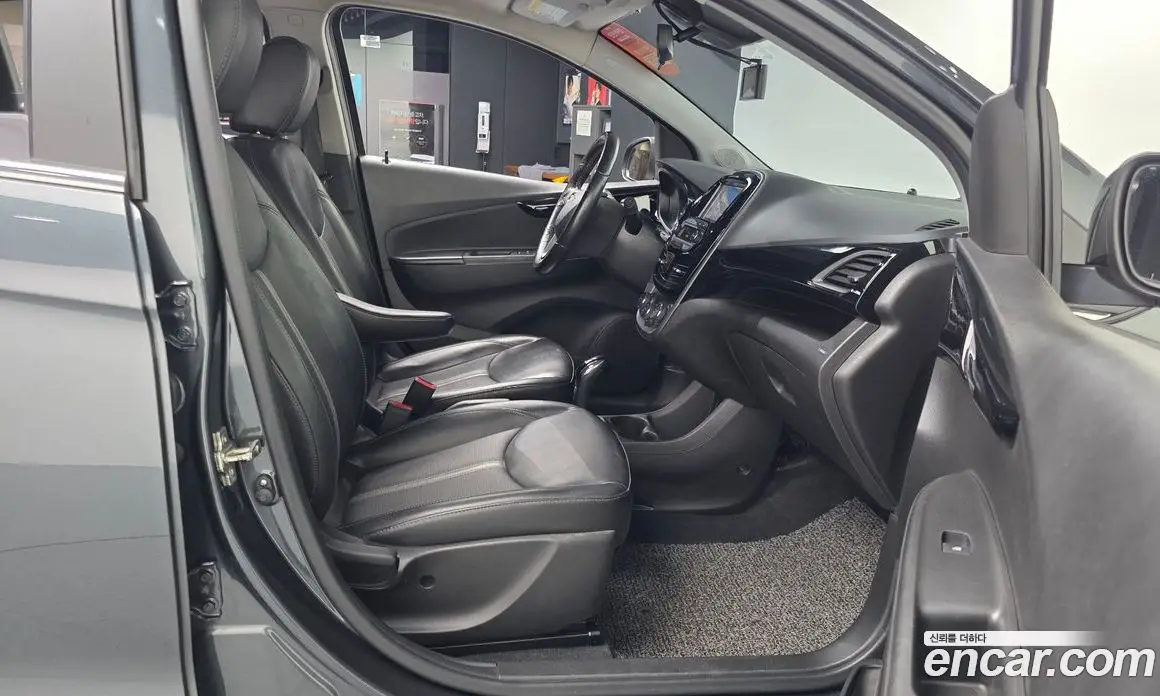 Chevrolet Spark 2018 1.0 автомат (гидро), фото 17