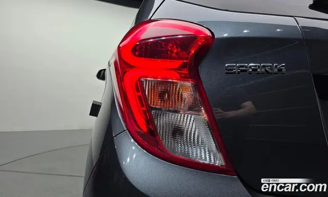 Chevrolet Spark 2018 1.0 автомат (гидро), миниатюра 9
