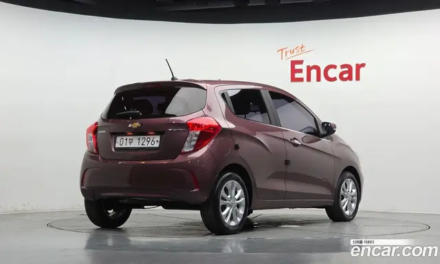 Chevrolet Spark 2019 1.0 автомат (гидро), миниатюра 2