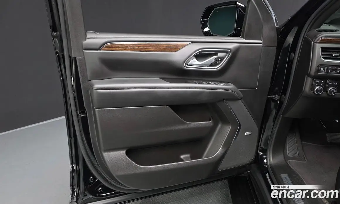 Chevrolet Tahoe 2022 6.2 автомат (гидро), фото 14 Chevrolet Tahoe 2022 6.2 автомат (гидро), фото 14