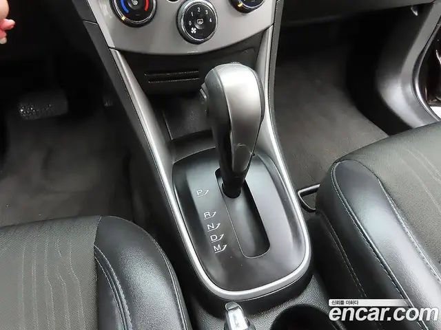Chevrolet Trax 2013 1.4 автомат (гидро), миниатюра 9