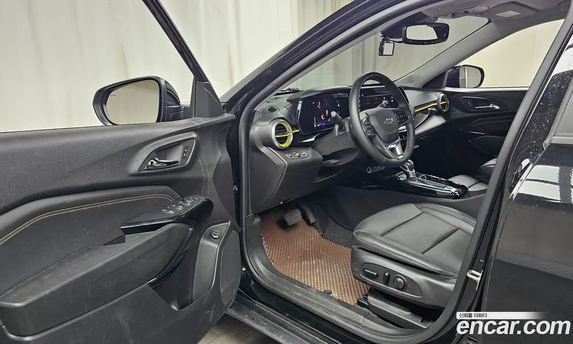 Chevrolet Trax 2023 1.2 автомат (гидро), фото 13