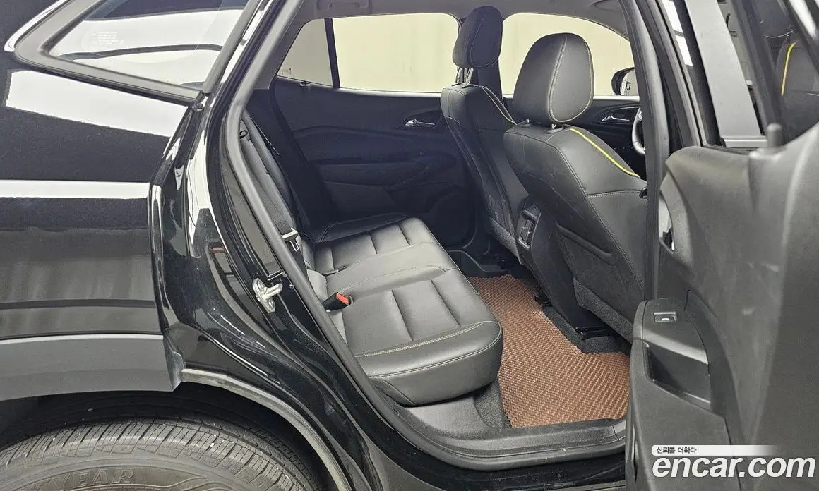 Chevrolet Trax 2023 1.2 автомат (гидро), фото 17