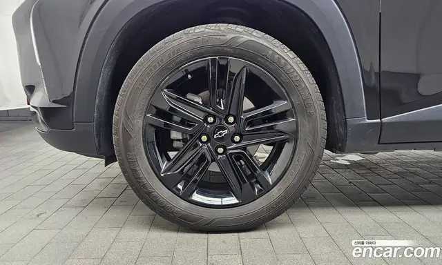Chevrolet Trax 2023 1.2 автомат (гидро), миниатюра 5