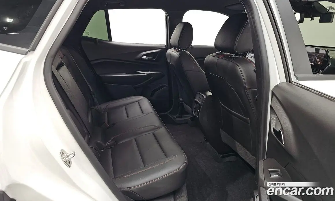 Chevrolet Trax 2025 1.2 автомат (гидро), фото 18