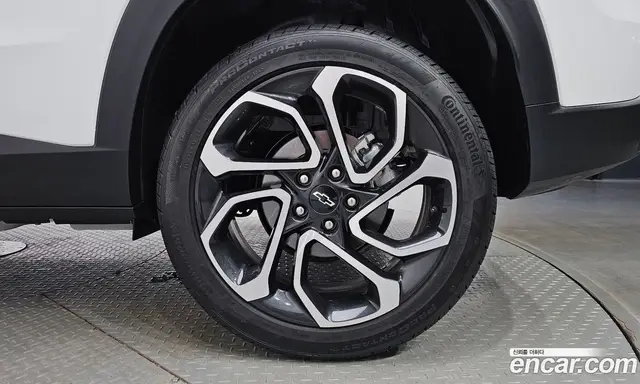 Chevrolet Trax 2025 1.2 автомат (гидро), миниатюра 7