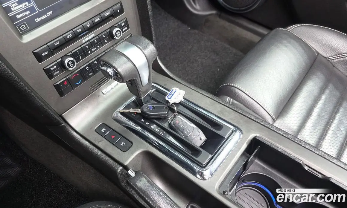 Ford Mustang 2010 3.7 автомат (гидро), фото 11