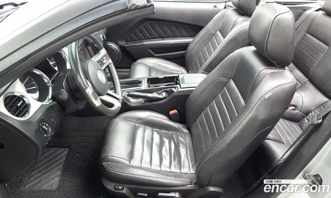 Ford Mustang 2010 3.7 автомат (гидро), фото 20