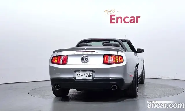 Ford Mustang 2010 3.7 автомат (гидро), миниатюра 3