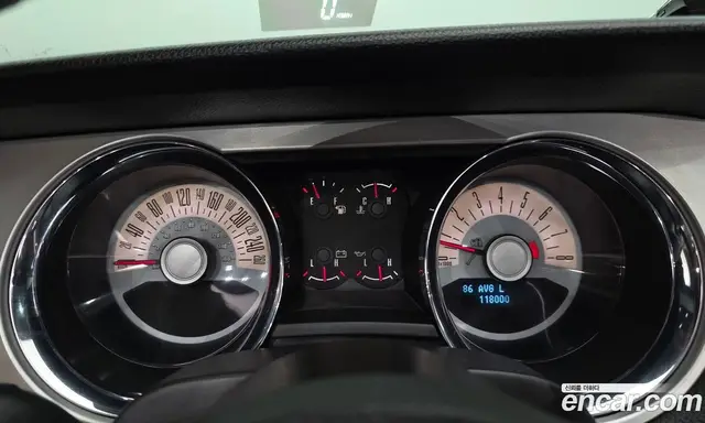 Ford Mustang 2010 3.7 автомат (гидро), миниатюра 10