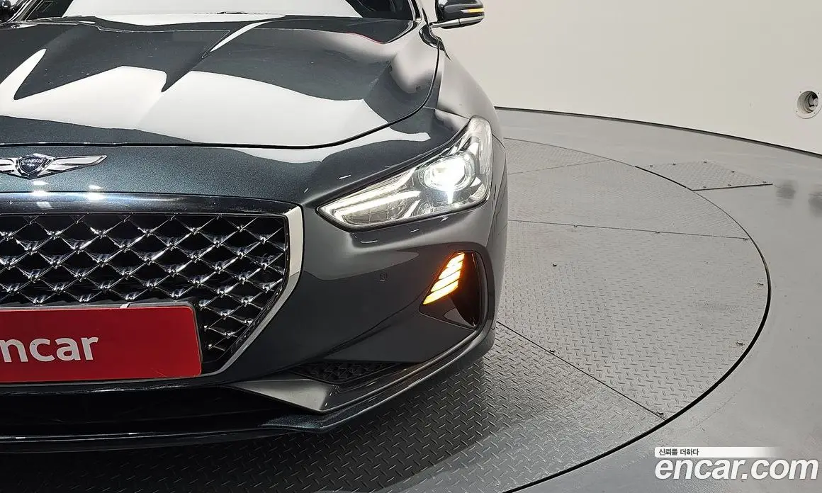Genesis G70 2017 2.0 автомат (гидро), фото 8 Genesis G70 2017 2.0 автомат (гидро), фото 8