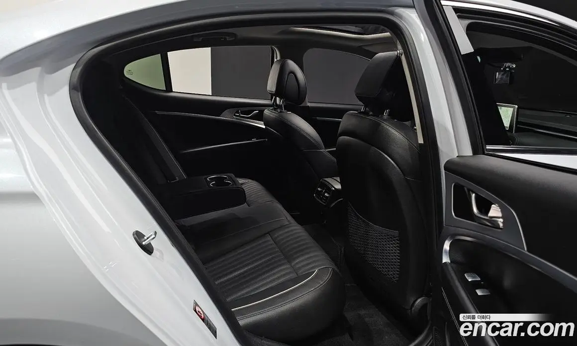 Genesis G70 2018 2.0 автомат (гидро), фото 16