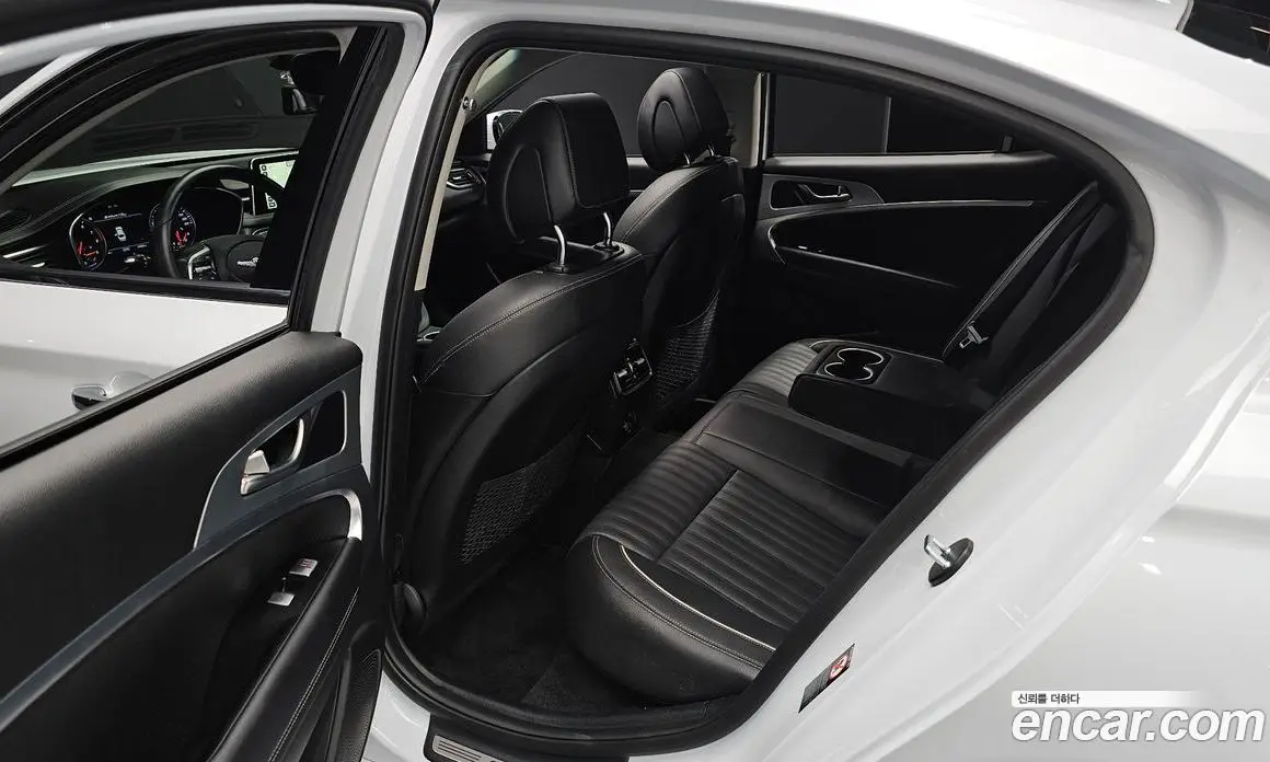 Genesis G70 2018 2.0 автомат (гидро), фото 18