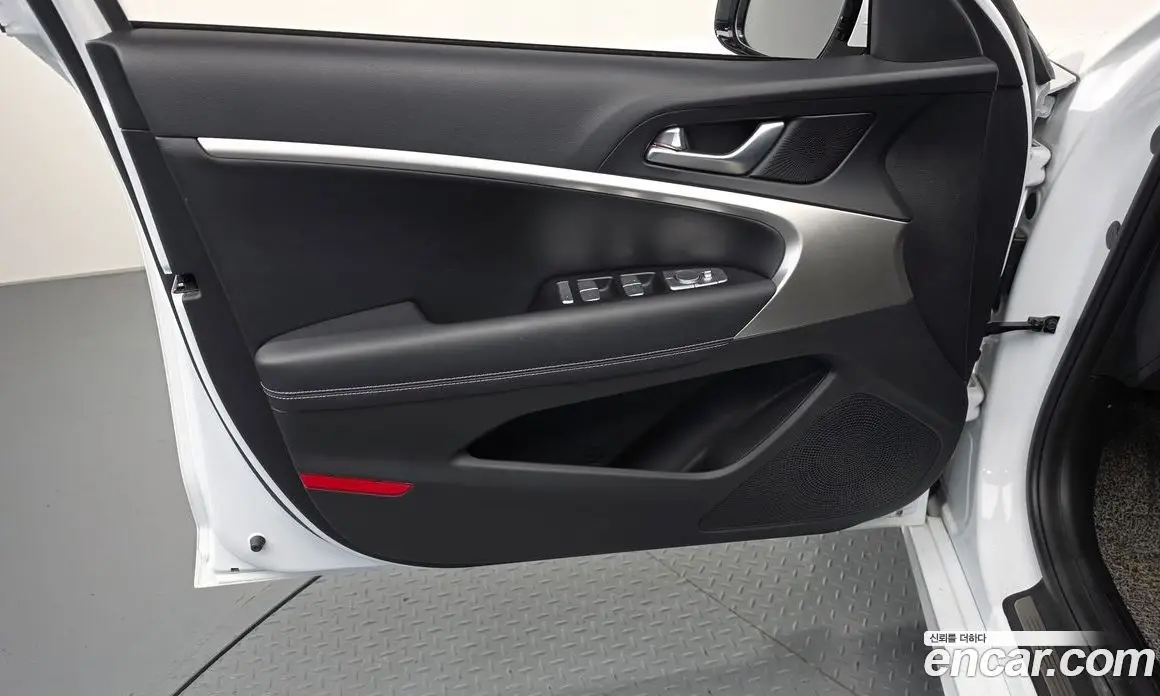 Genesis G70 2023 2.5 автомат (гидро), фото 14