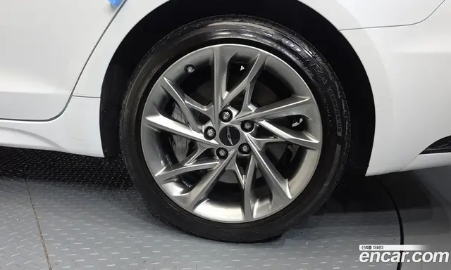 Genesis G70 2023 2.5 автомат (гидро), миниатюра 7